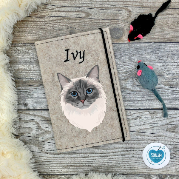 Designbeispiel der Impfpasshülle beige für die Katze Heilige Birma blue tabby